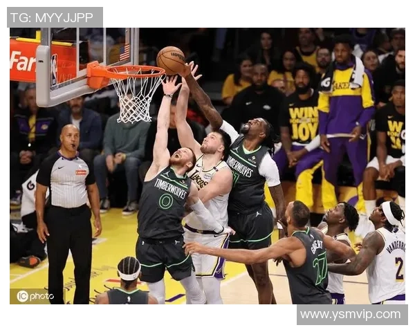 湖人对阵森林狼精彩回放11月8日比赛全程回顾与分析